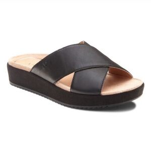 NWOB Vionic Hayden Slide Sandals Size 8.5